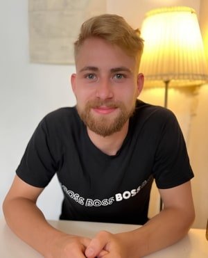 A picture of Rollo Unden, Head of SEO and Co Founder at Apex Marketing